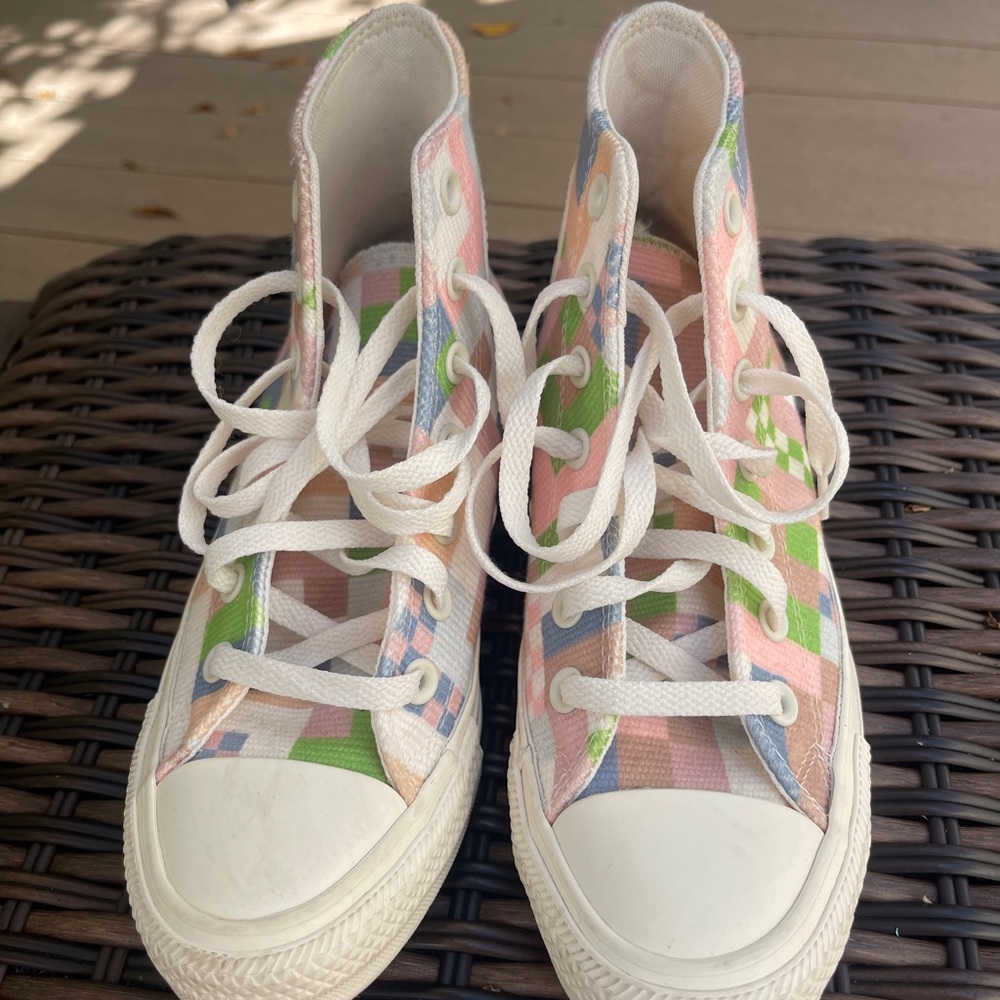 Converse High-Top Canvas Pink & Green High-Top Sneakers Pixelated design - Picture 2 of 5